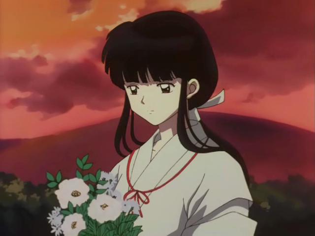 Otaku Gallery  / Anime e Manga / Inu-Yasha / Screen Shots / Episodi / 022 - Il sorriso malvagio, Kikyo tra la vita e la morte / 062.jpg